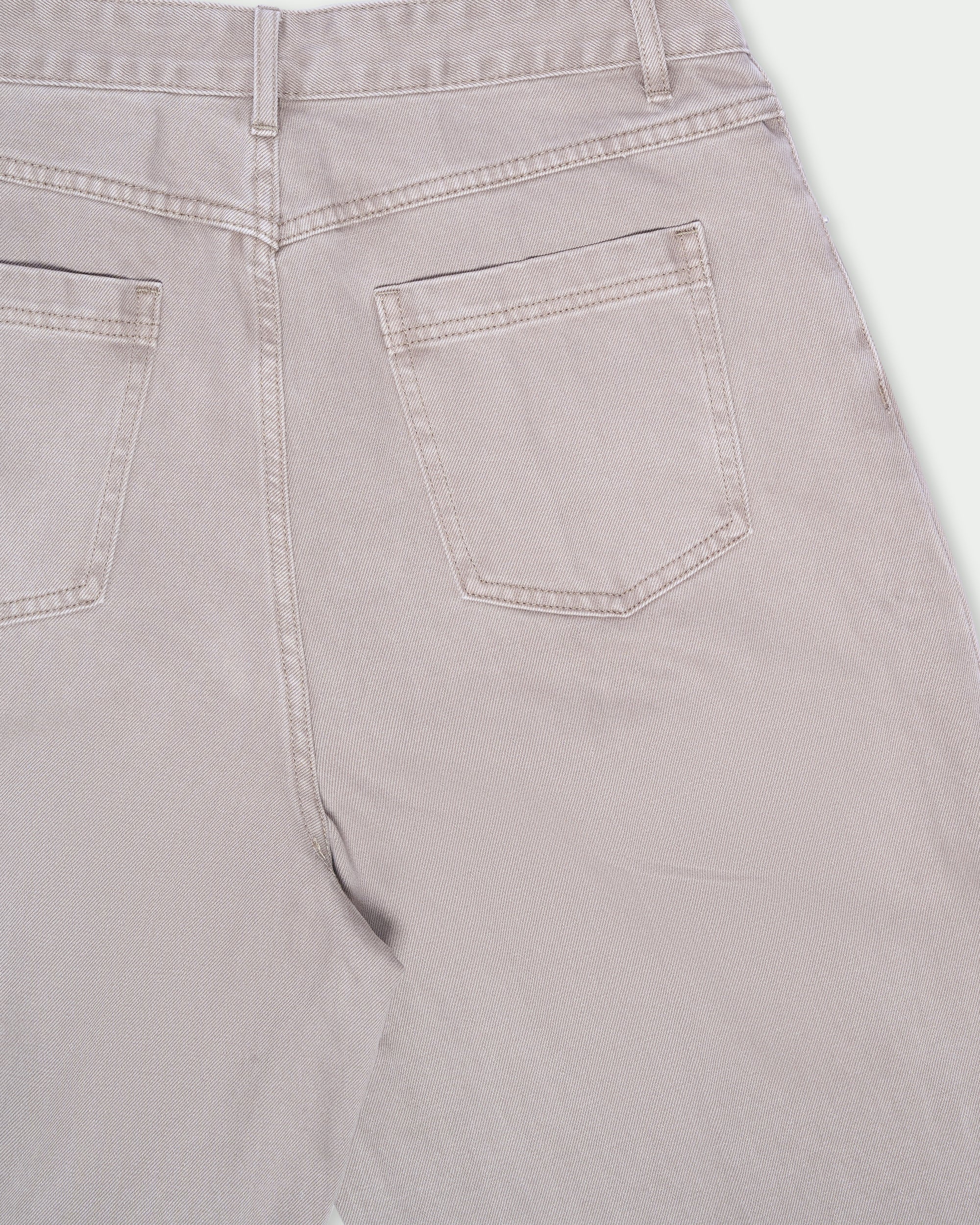 On Air Beige Jorts