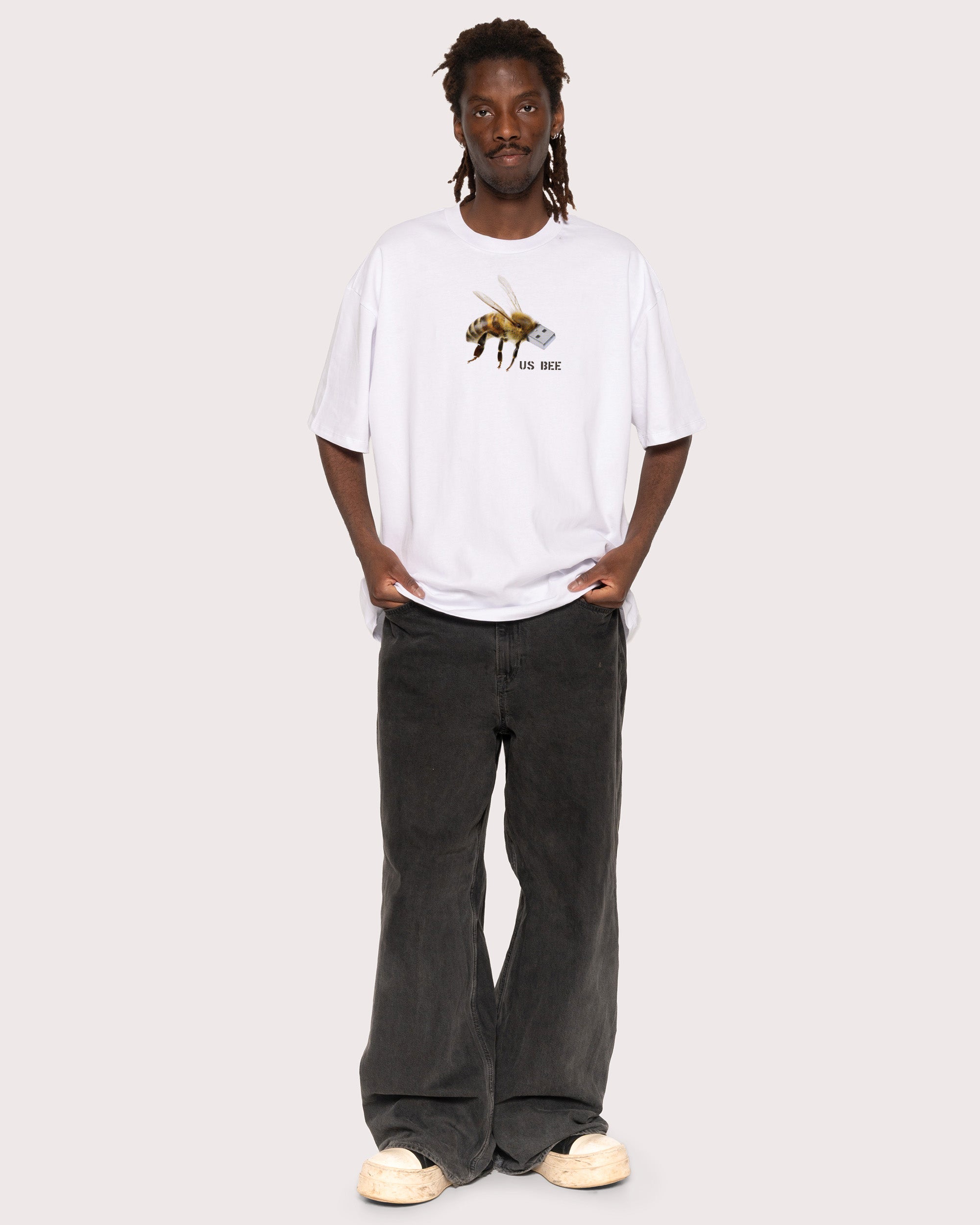US BEE T-Shirt
