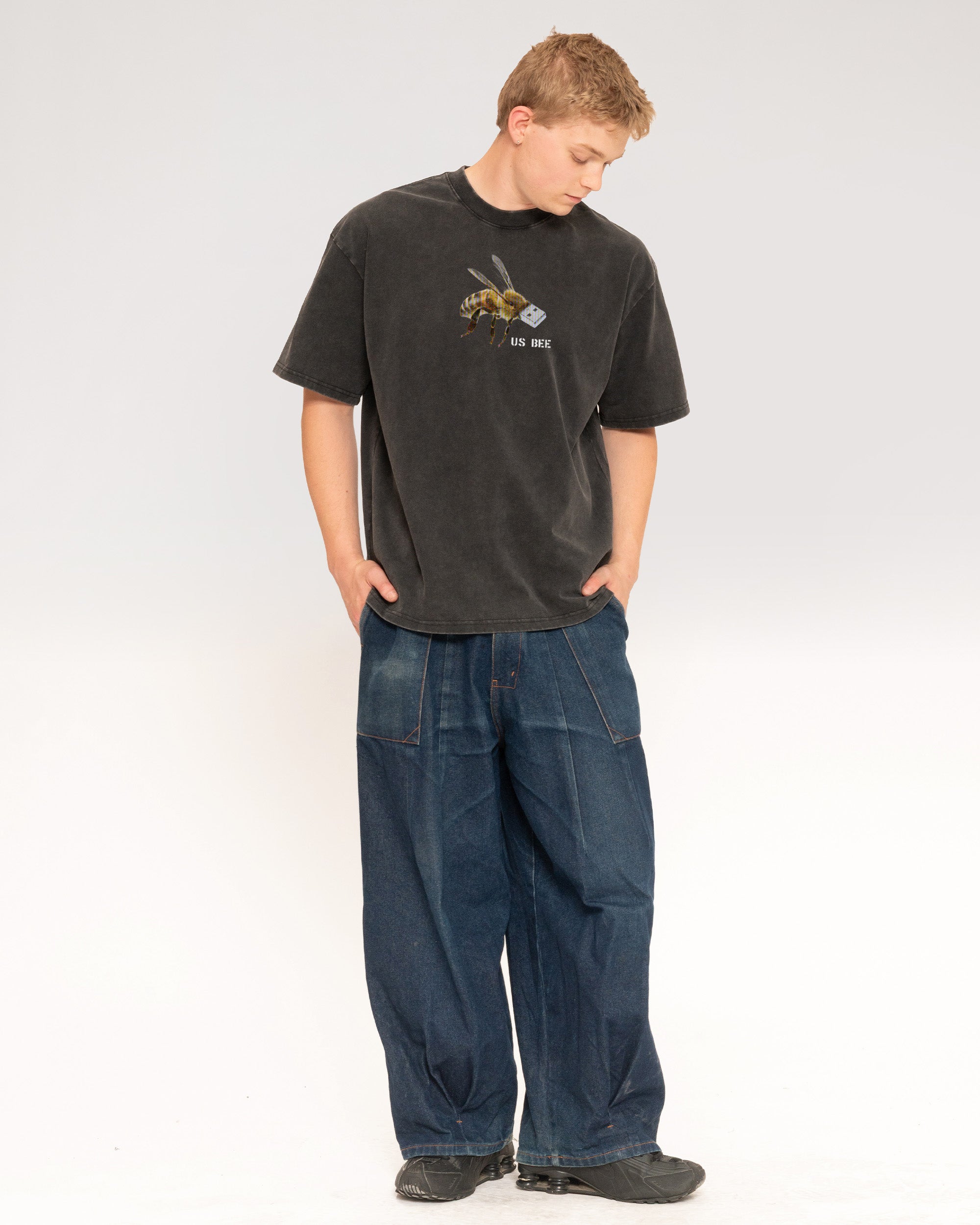 US BEE Oversized Tee