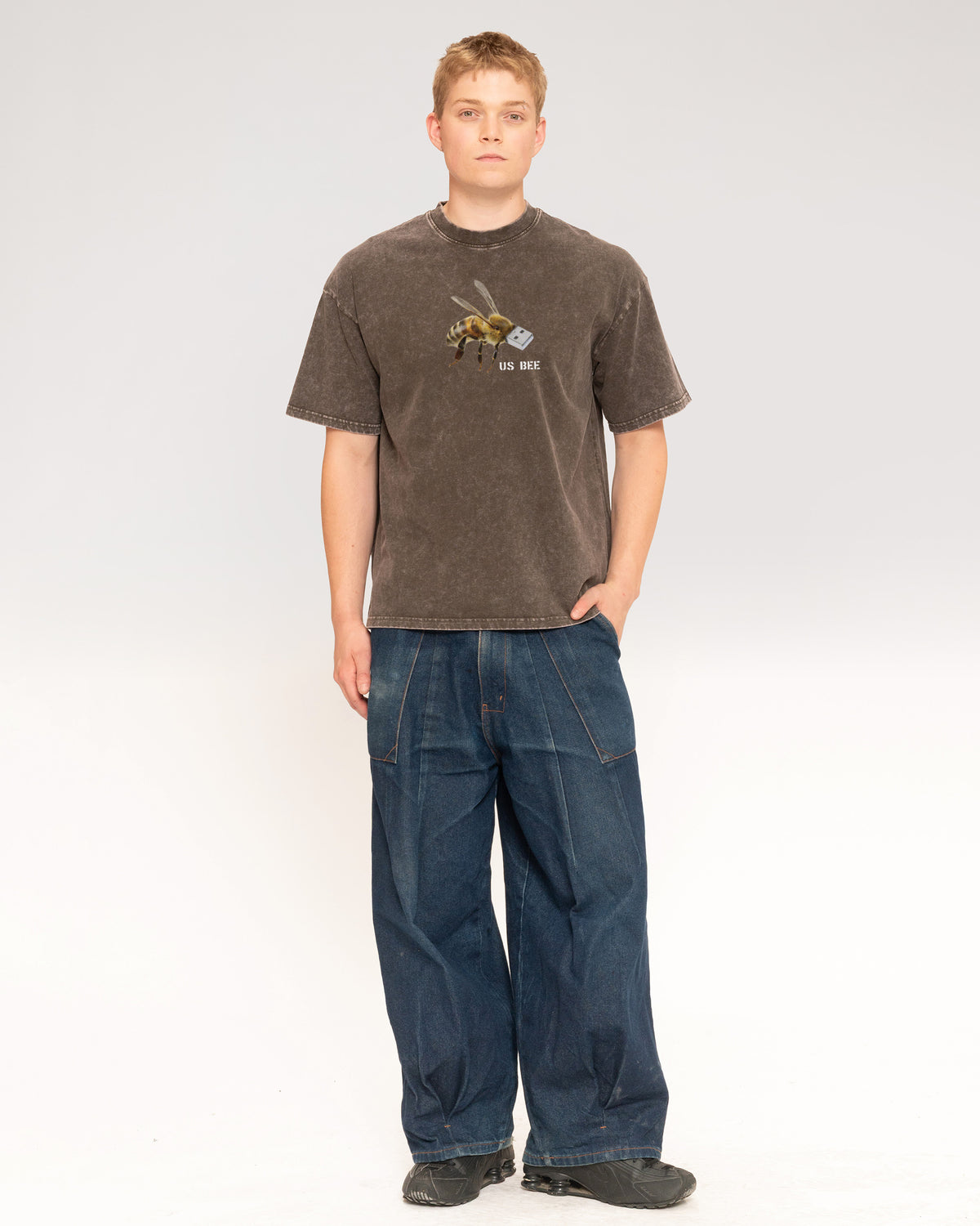 US BEE Oversized Tee