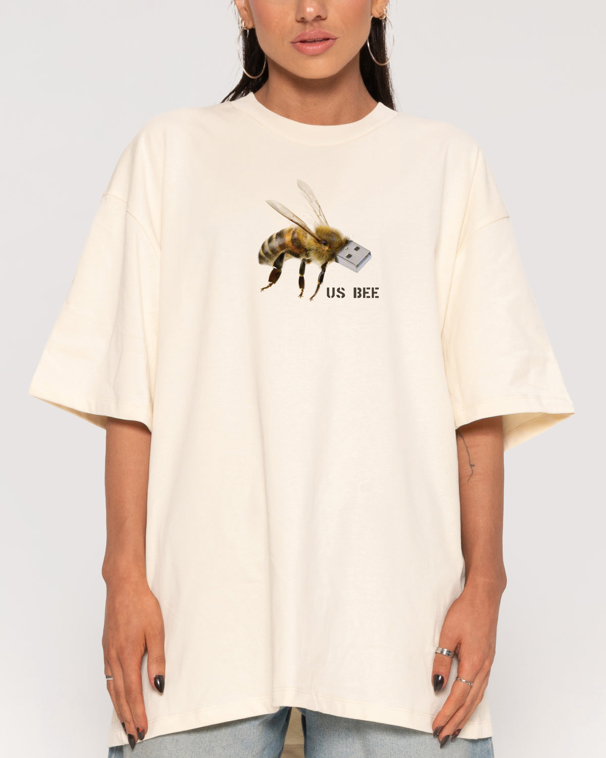 US BEE Oversized Tee