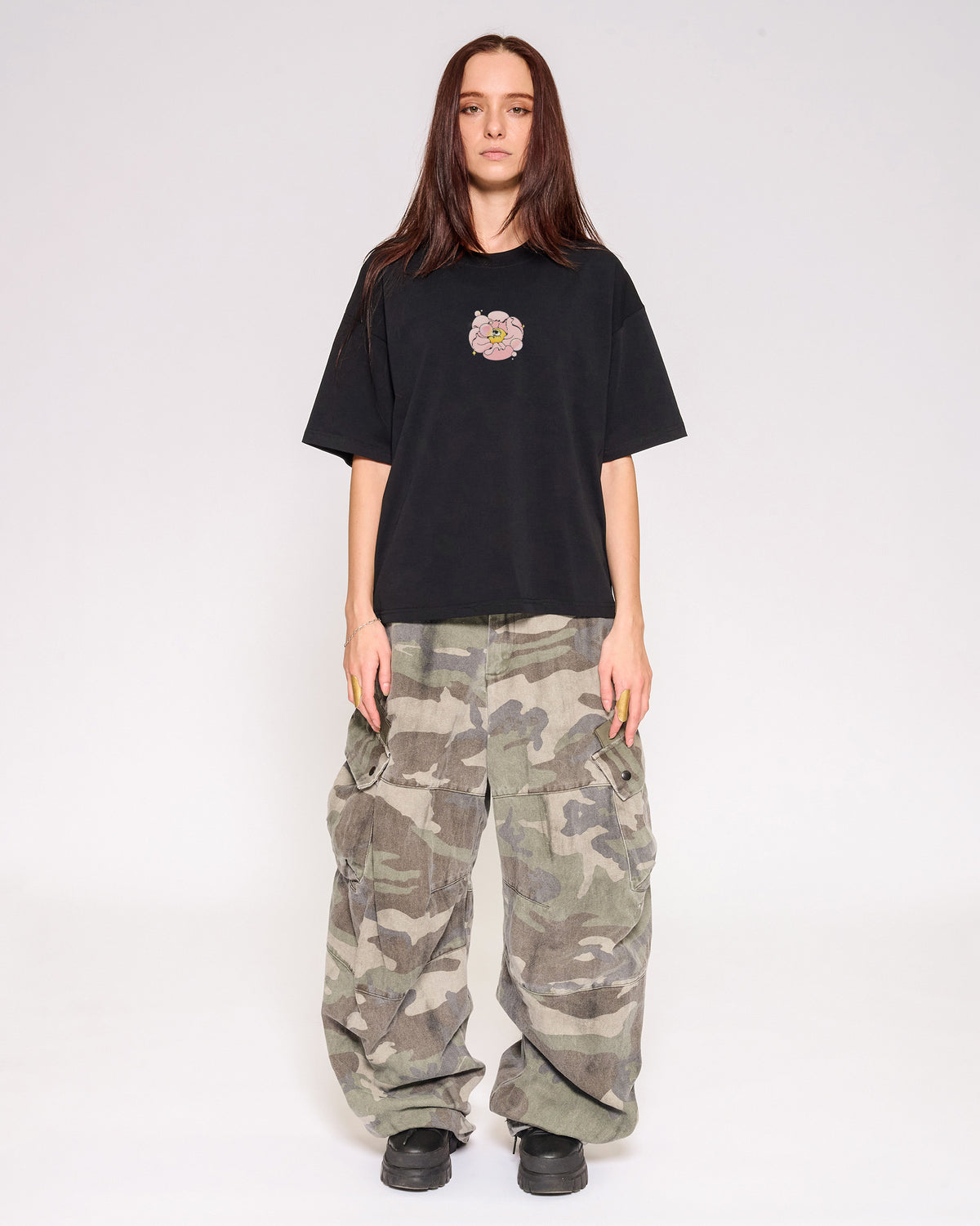 Bubble Blossom Black Oversized Crop Tee Full-Body